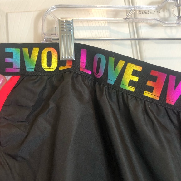 Cotton Candy Lined Shorts with Rainbow LOVE On Waist Band. Size 2X - Picture 4 of 6